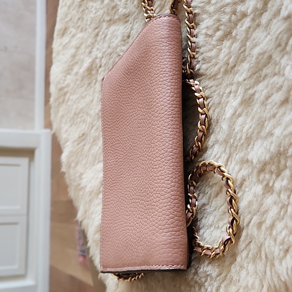 Beautiful NWOT Tory Burch Blush Pink & Gold Chain Dress Bag 🩷👗💛 - Picture 8 of 17
